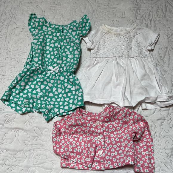 Carter's Summer Baby Bundle Size NB - Picture 3 of 6